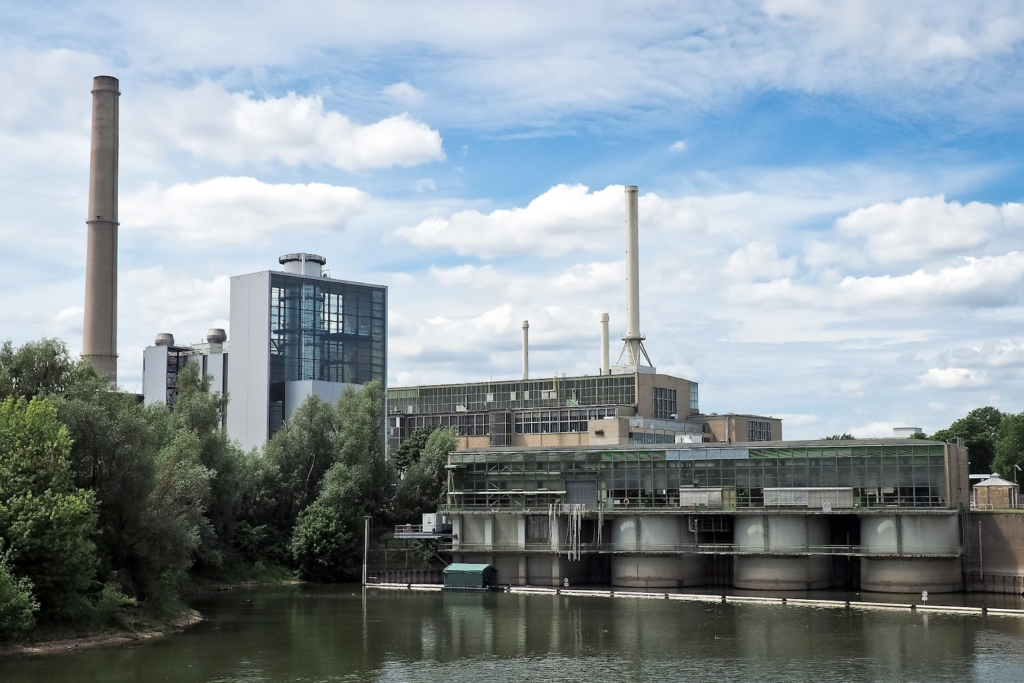 Hydropower plant as an energy source